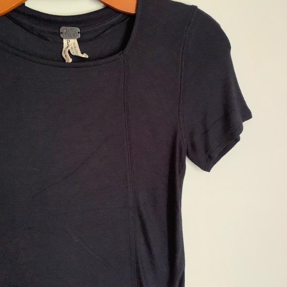 🌸 WE THE FREE Fitted Neck Cutout Top - Picture 4 of 7